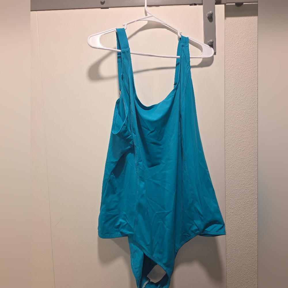 Macy's Teal Women's One Piece Swimsuit